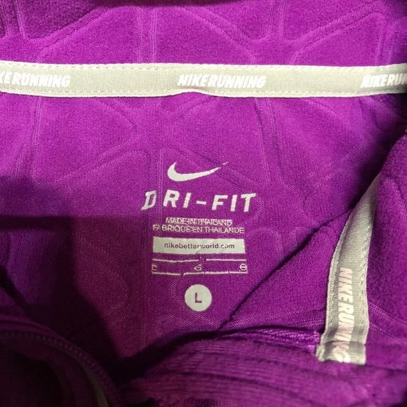 Nike Women’s 1/4 zip - Picture 5 of 8